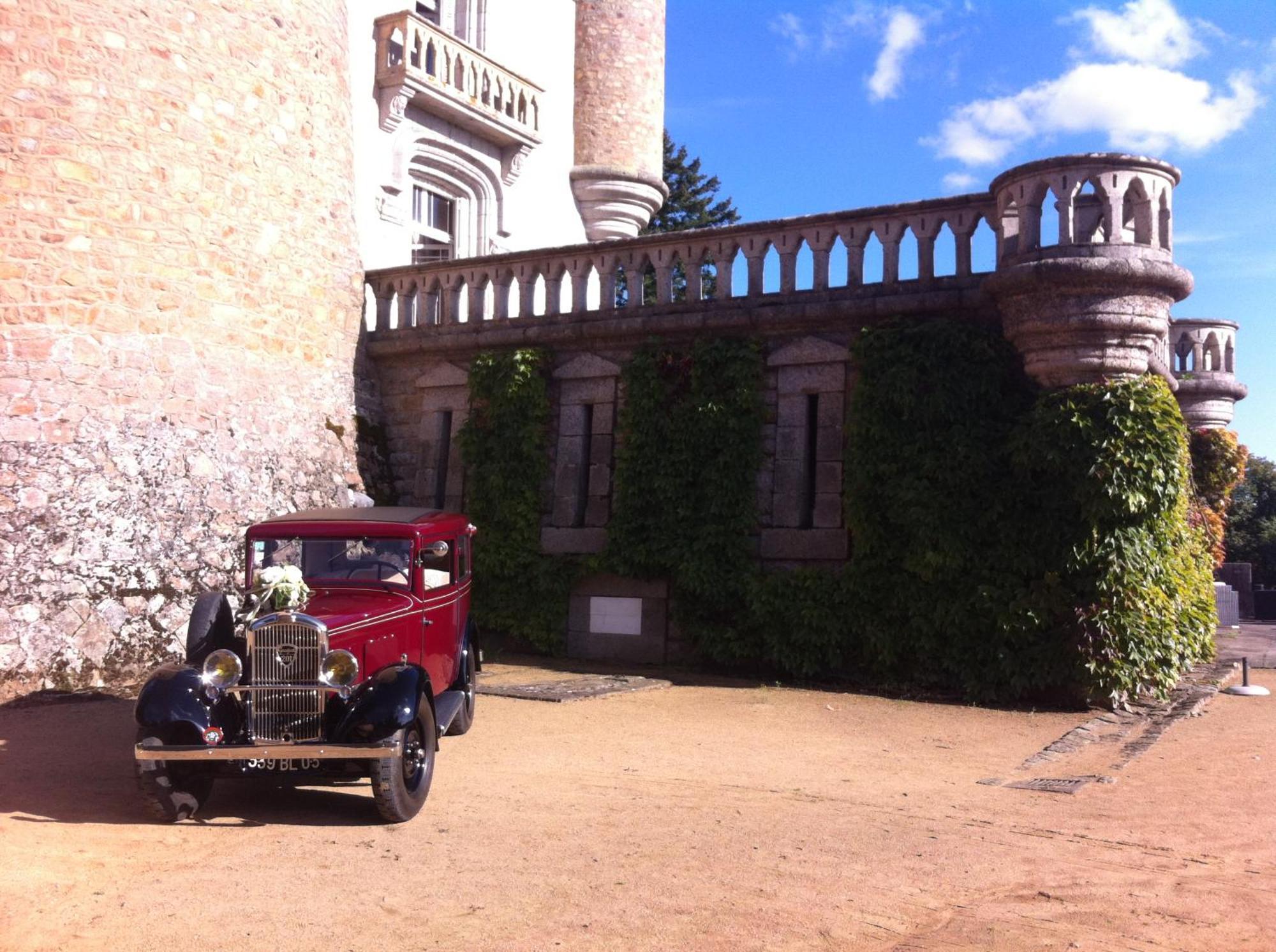 Chateau De Busset Kültér fotó